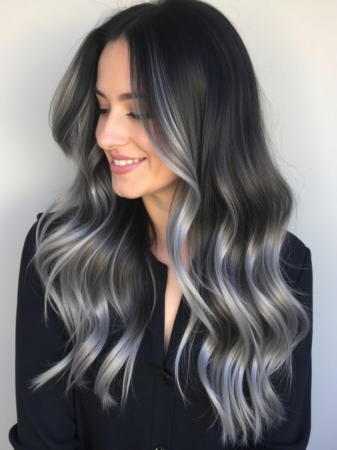 Hair Color Ideas For Brunettes: Brunette with Chunky Blonde Highlights